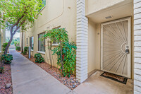 4925 N 73rd St in Scottsdale, AZ - Building Photo - Building Photo