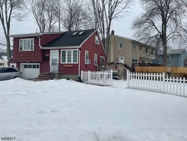 411 Lake Shore Dr in Parsippany Troy Hills, NJ - Building Photo - Building Photo