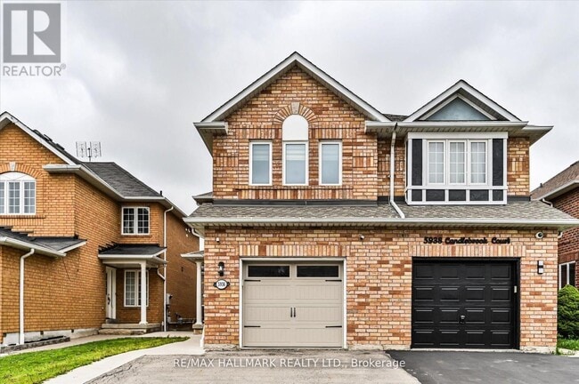 property at 5936 Candlebrook Ct