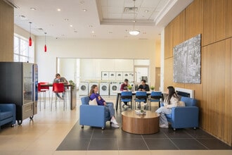 Preston House - Student Living in Waterloo, ON - Building Photo - Building Photo