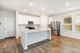 136 Lost Mine Peak Ln in Dripping Springs, TX - Building Photo - Building Photo