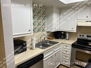 8601 Memphis Dr in Lubbock, TX - Building Photo - Building Photo