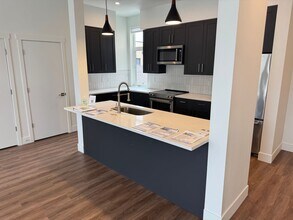 1970 Amazon Pkwy in Eugene, OR - Building Photo - Building Photo