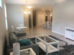 1126 S Town and River Dr in Ft. Myers, FL - Building Photo - Building Photo