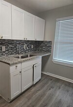 4834 Clover St in Houston, TX - Building Photo - Building Photo