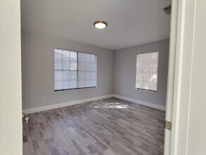 1316 W 32nd St in Riviera Beach, FL - Building Photo - Building Photo
