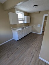 617 Dewey Ave in Elyria, OH - Building Photo - Building Photo