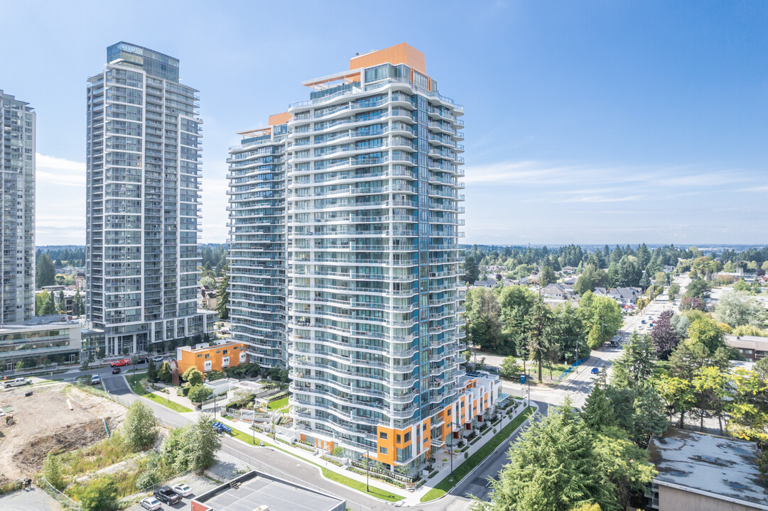 Linea in Surrey, BC - Building Photo