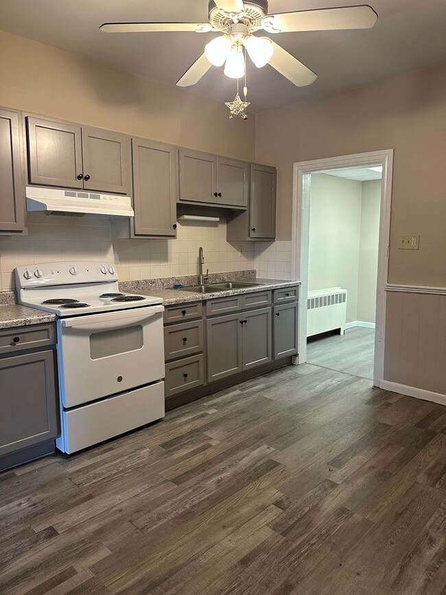 property at 20 S Elm St