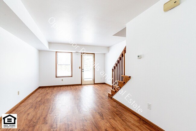 5215-5217 Vermont Ln in Fort Wayne, IN - Building Photo - Building Photo