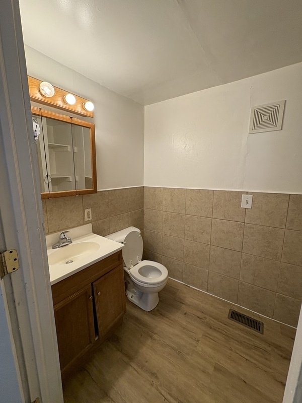 property at 31 N Elm St