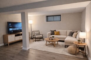 2030 N Clifton Ave, Unit Garden in Chicago, IL - Building Photo