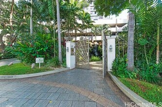 343 Hobron Ln in Honolulu, HI - Building Photo - Building Photo