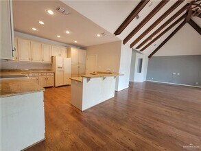 210 Rio Grande Dr in Mission, TX - Building Photo - Building Photo