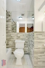 424 E 9th St in New York, NY - Building Photo - Building Photo