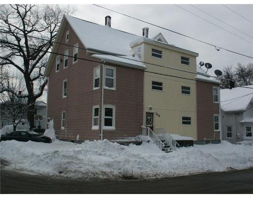 166 Newland Ave in Woonsocket, RI - Foto de edificio - Building Photo