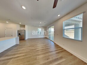 10475 Bar Hbr St in Las Vegas, NV - Building Photo - Building Photo
