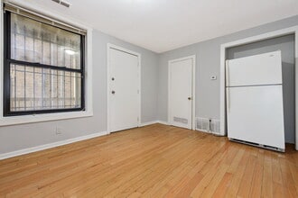 2606 W Le Moyne St in Chicago, IL - Building Photo - Building Photo