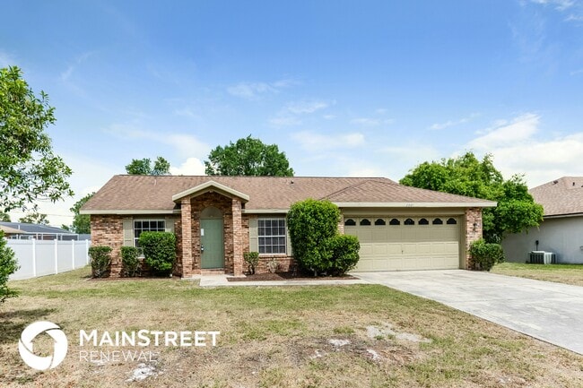 property at 2041 Claremont Dr