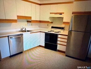 115 Beths Ave in Bristol, CT - Building Photo - Building Photo