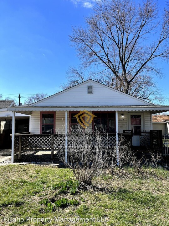 1734 N Riley Ave Photo