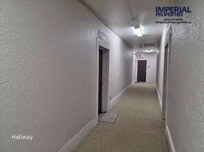 79-79 Smith St in Winnipeg, MB - Building Photo - Building Photo