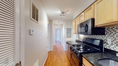 330 Delafield Pl NW in Washington, DC - Building Photo - Building Photo