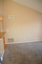 623 W Guadalupe Rd-Unit -UNIT 242 in Mesa, AZ - Building Photo - Building Photo
