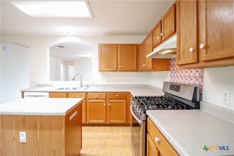 12005 Kilmartin Ln in Austin, TX - Building Photo - Building Photo