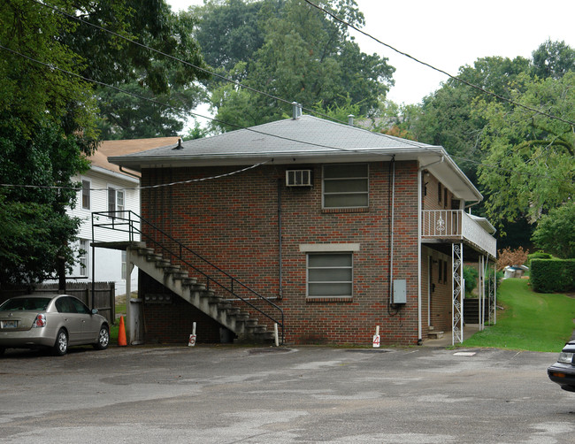 Milton Apartments in Birmingham, AL - Foto de edificio - Building Photo