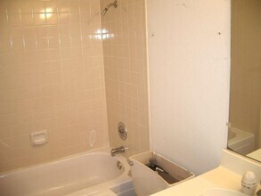 133 Bosworth Dr in Henderson, NV - Building Photo - Building Photo