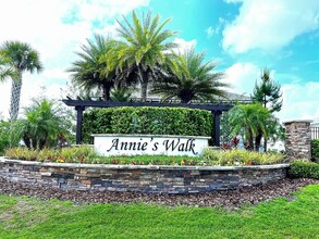 13130 Annie’s Walk Dr in Jacksonville, FL - Building Photo - Building Photo