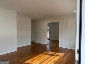 1065 Nelson St in Jackson, GA - Building Photo - Building Photo