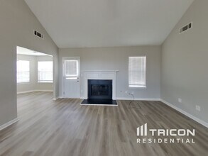 1128 Misty Meadows Crossing in Hampton, GA - Building Photo - Building Photo