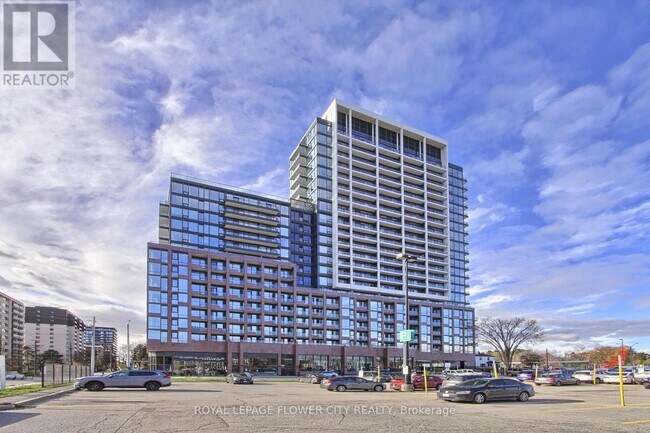 28 Ann St in Mississauga, ON - Building Photo - Building Photo