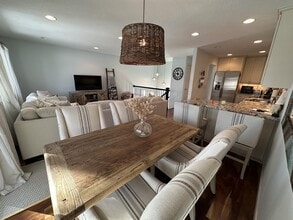 4101 Sylvia Ln S in Shoreview, MN - Building Photo - Building Photo