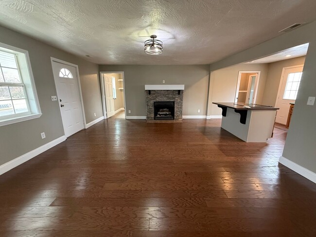 2222 N Hillcrest Ave in Springfield, MO - Building Photo - Building Photo