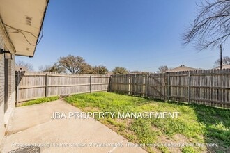 1786 Belshire Ct in Fort Worth, TX - Building Photo - Building Photo