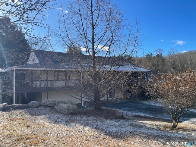 property at 500 Nonnewaug Rd