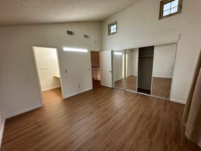 2093 Mankas Ct in Fairfield, CA - Building Photo - Building Photo