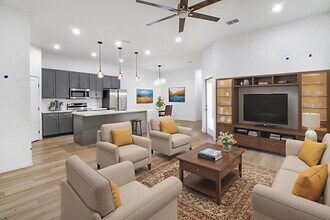 2705 Kerria Ave in McAllen, TX - Building Photo - Building Photo