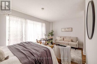 50 Selkirk St in Ottawa, ON - Building Photo - Building Photo