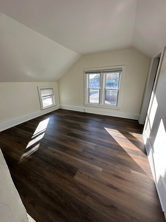 714 N Main St in Oshkosh, WI - Building Photo