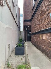 19 Dunlop St W in Barrie, ON - Building Photo - Building Photo