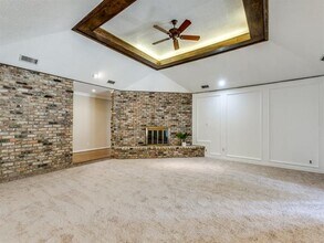 17234 Marianne Cir in Dallas, TX - Building Photo - Building Photo