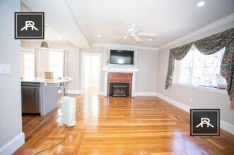 66 Manet Rd in Newton, MA - Building Photo - Building Photo