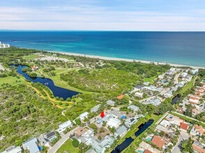 600 Xanadu Pl in Jupiter, FL - Foto de edificio - Building Photo