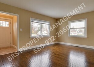 58825 Main St in New Haven, MI - Building Photo - Building Photo