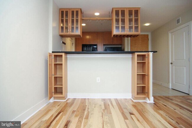 1200 N Hartford St in Arlington, VA - Building Photo - Building Photo