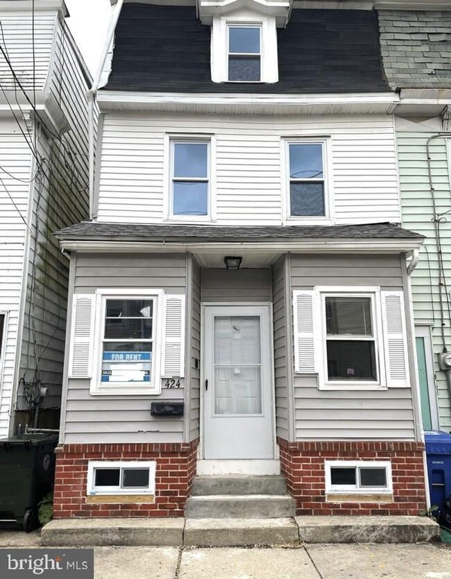property at 424 York St